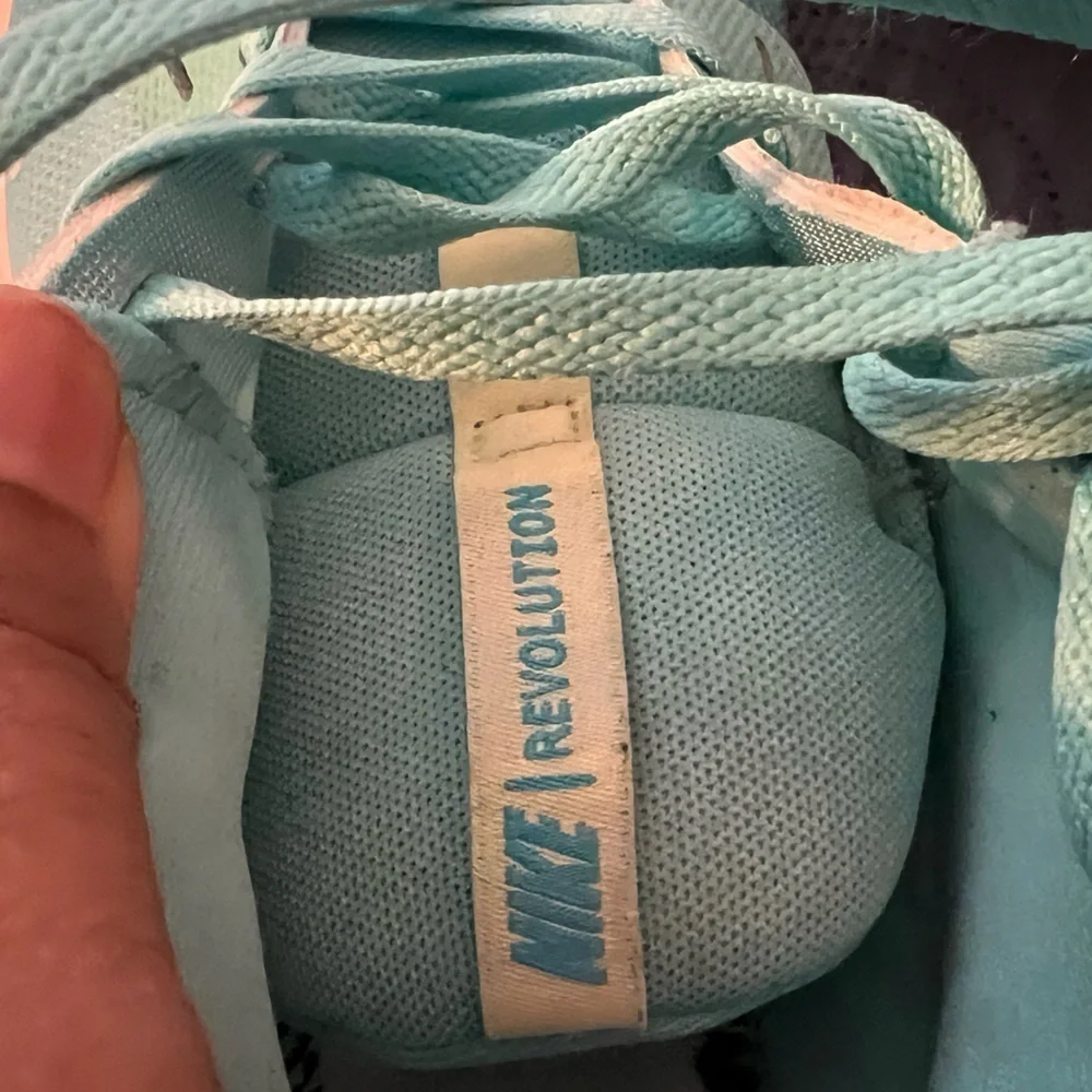 Nike Unisex Kids Revolution 5 D2n Sneakers - Blue/Green CW1410-300 - Size 5Y